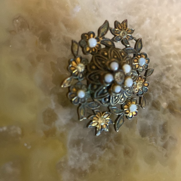 Vintage Dainty small pin brooch dark silver w milk glass beaded - Picture 8 of 12